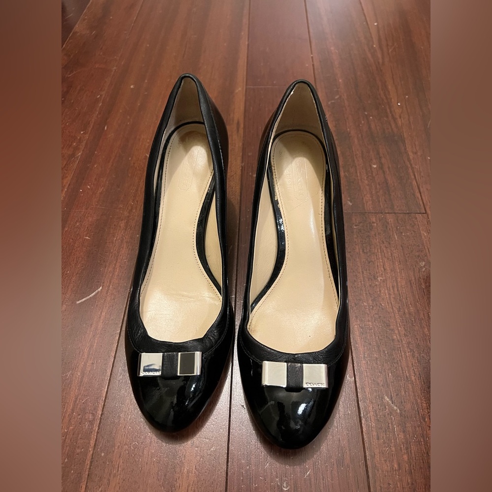Coach wedge size 7